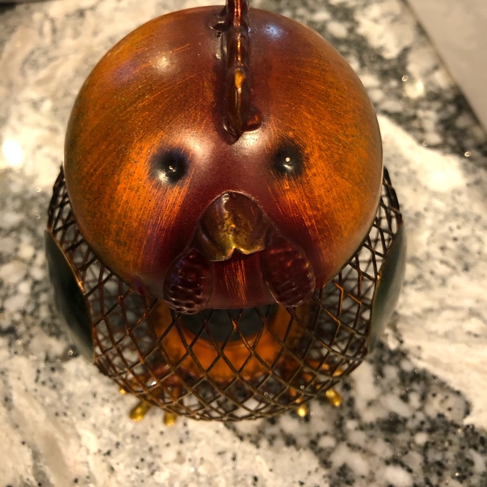 Money bank. (Chicken)